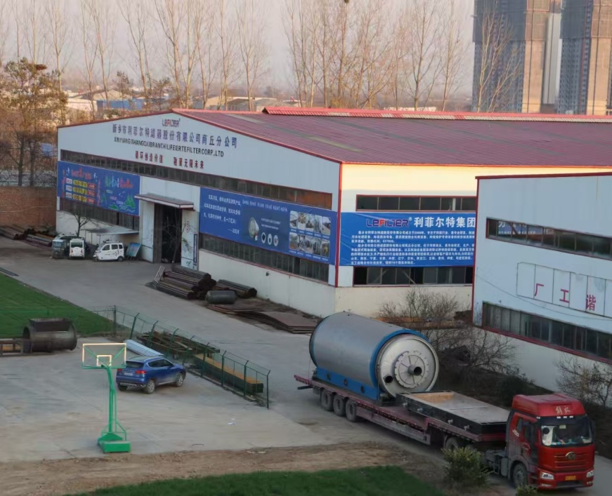 新型鋁塑膜裂解設(shè)備實現(xiàn)廢料資源化高效利用