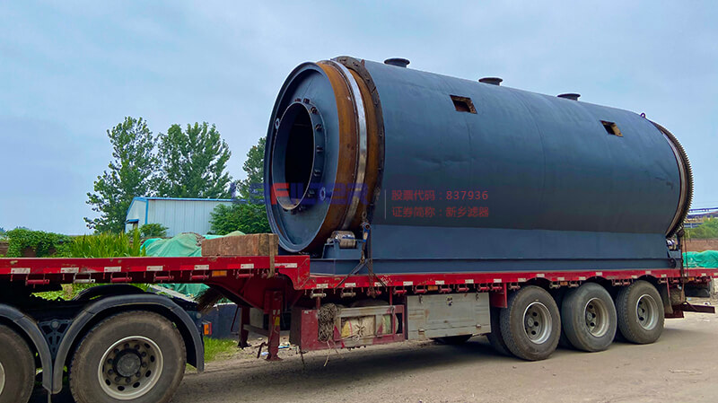 利菲爾特廢輪胎煉油設備裝車發貨