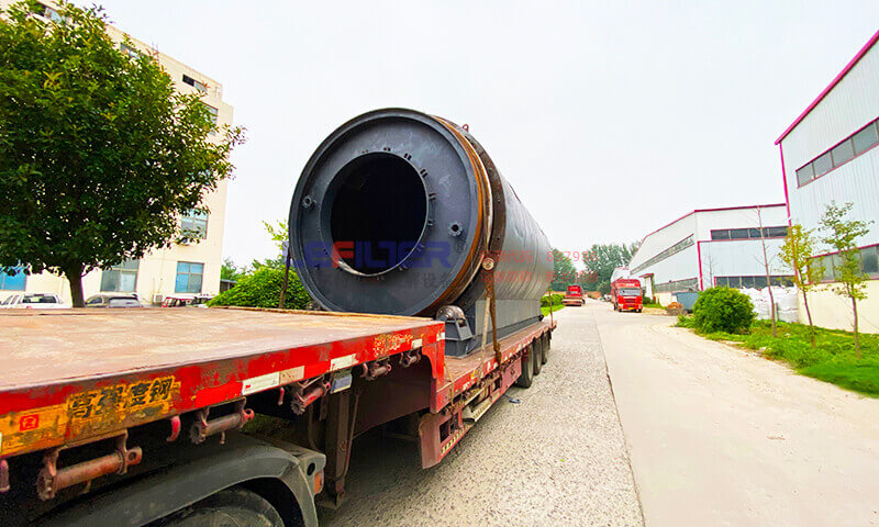 利菲爾特廢輪胎裂解設備裝車發(fā)貨