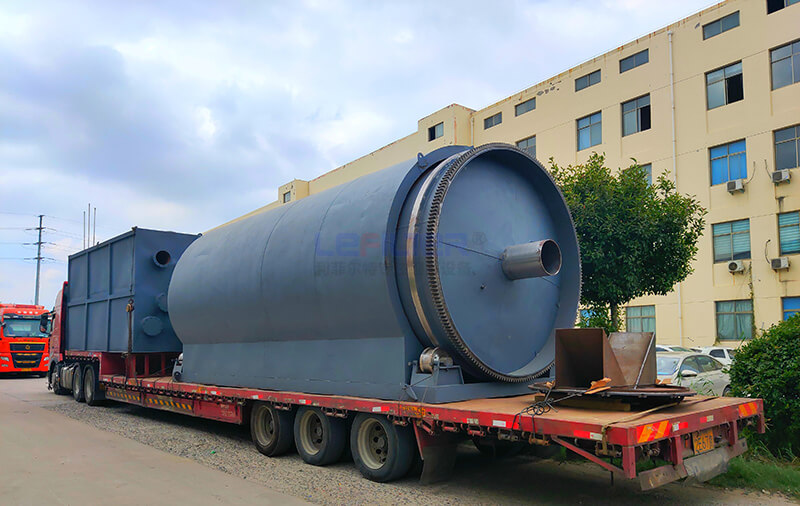 油泥熱裂解炭化設備裝車發貨 油泥熱裂解炭化設備裝車發貨