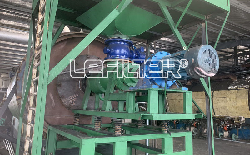 湖北某地順利投產的半連續式廢輪胎煉油項目 湖北某地順利投產的半連續式廢輪胎煉油項目