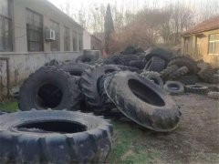 分析一下廢輪胎煉油設(shè)備的原料選取